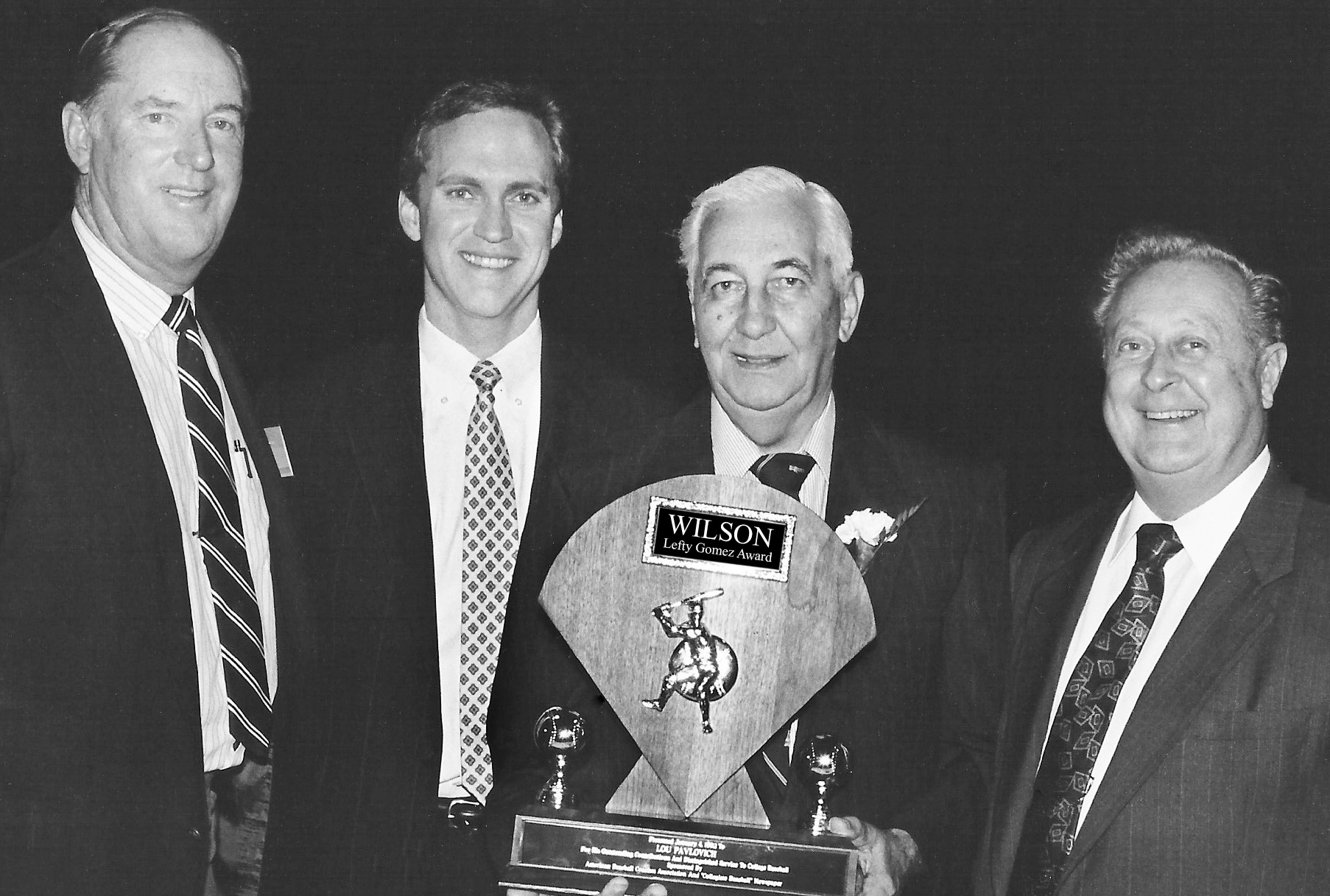 Lou Pavlovich at 1992 ABCA Convention being presented the ABCA/Wilson Lefty Gomez Award
